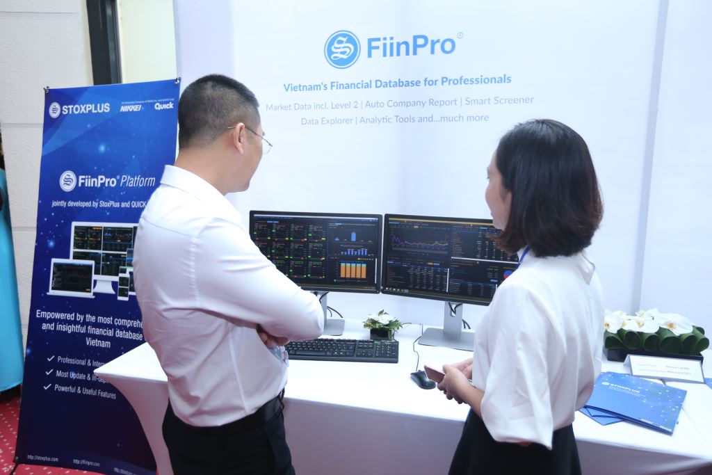 FiinPro® has become a companion of Hoa Trung Securities (HZS) on its new journey FiinPro® has become a companion of Hoa Trung Securities (HZS) on its new journey